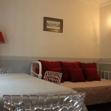 Apartment Lourmel Paris