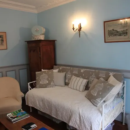 Lourmel Apartment *